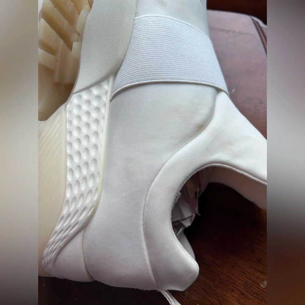 J/Slides White Slip-On Platform Sneakers | Size 8